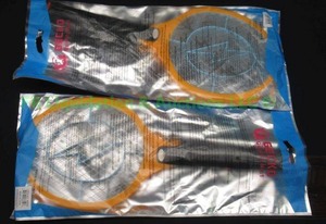 lot 10 image: New Gecko rechargeable electronic insect bat, 2 total