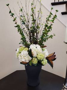 lot 24 image: Faux Flower Arrangement in Resin Vase
