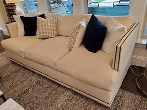 lot 114 image: Robin Bruce Silk Blend Sofa with Throw Pillows