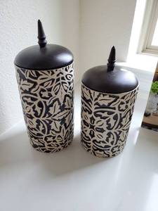 lot 126 image: IMAX Nola Canisters