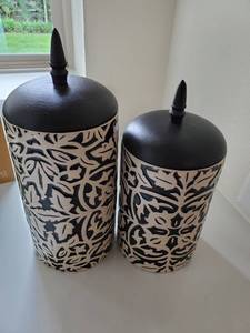 lot 127 image: IMAX Nola Canisters
