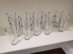 lot 165 image: 19 Ribbed Water Glasses