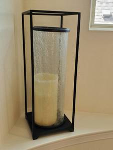 lot 170 image: Large Crackle Glass &amp Metal Lantern