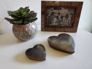 lot 195 image: Twos Company Frame, Faux Succulent & Metal Heart Trinket Dishes