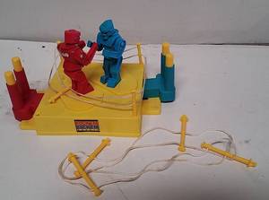 lot 218 image: Rock em Sock em Robots