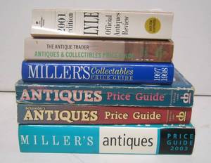 lot 244 image: Antiques &amp Collectibles Price Guides