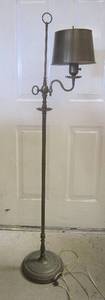 lot 317 image: Vintage metal floor lamp