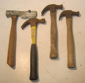 lot 321 image: hammers and roofing hatchet