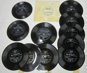 lot 366 image: Lot of 33 13 RPM Vinyl Demonstration Records
