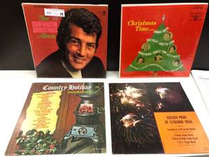 lot 19 image: Assorted Holiday Albums