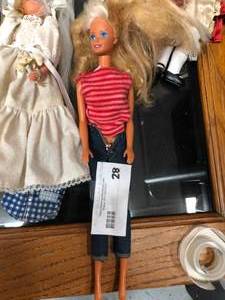 lot 28 image: Vintage Doll Lot