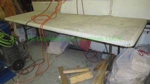lot 133 image: Plastic top folding table