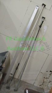 lot 111 image: B2B supply deckingshoring beam and Kinedyne Saf-T-lok cargo jack bars (2)