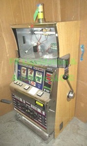 lot 57 image: One armed bandit mechanical roller slot machine