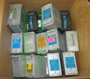 lot 137 image: Assorted bill acceptors