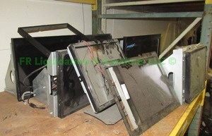 lot 194 image: Assorted LCD display screens