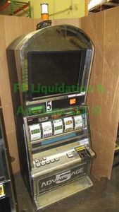 lot 209 image: Advantage 5 mechanical roller slot machine