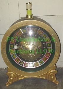 lot 216 image: Roulette wheel slot machine topper