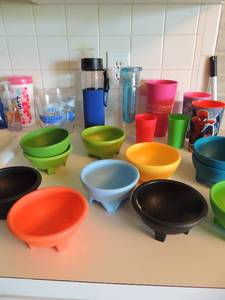 lot 18 image: Salsa bowl Set multicolor qty. 11 and 4 cups     kids cups x 2  some new