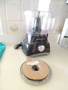 lot 36 image: Hamilton beach food chopper with 2 blades