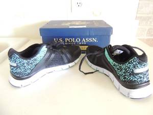 lot 61 image: Size 6 womens Polo running shoes new condition in original box