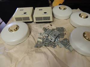 lot 86 image: Master guard smoke alarms with mounts for walls
