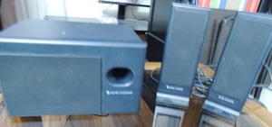 lot 101 image: Set of 3 matching Altec lansing computer speakers like new condition
