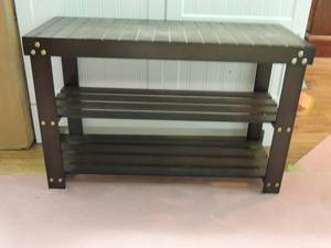 lot 106 image: Small coffee table 17x27x11 brown