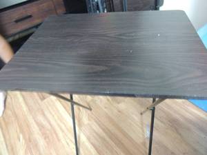 lot 129 image: 4 black heavy duty TV trays NO stand