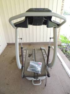 lot 3 image: BOWFLEX   TreadClimber TC5500 - TESTED