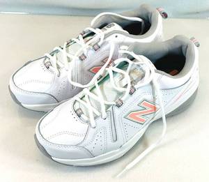 lot 123 image: New Balance Womens Shoes Size 10