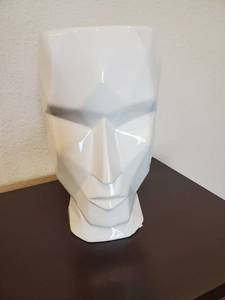 lot 8 image: Sagebrook Home White Ceramic Face Vase