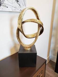 lot 29 image: Resin Sculpture on Stand
