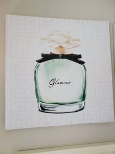 lot 209 image: Glamour Perfume Bottle Print on Canvas