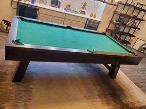 lot 220 image: Eastpoint Pool Table