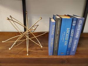 lot 234 image: Metal Star & 5 Books