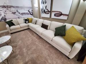 lot 244 image: Cream Linen Blend Sectional by Distinctions by Kaussner