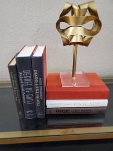 lot 246 image: Gold Metal Sculpture on Acrylic Base & 6 Books