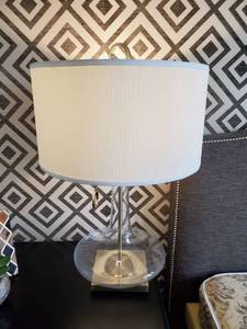 lot 286 image: Stein World Eden Glass Lamp with Metal Base