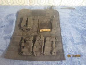 lot 8 image: EXPLORER BRAND MAG HOLDER