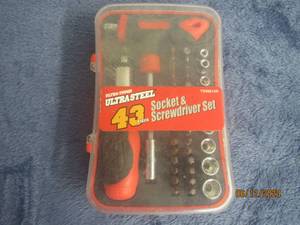 lot 29 image: ULTRA -TOUGH ULTRA STEEL SOCKET &amp SCREW DRIVER SET&nbsp&nbspTS99815R