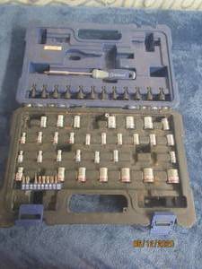 lot 48 image: KOBALT TOOL SET&nbsp