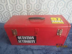 lot 54 image: TOOL BOX WITH CONTENTS
