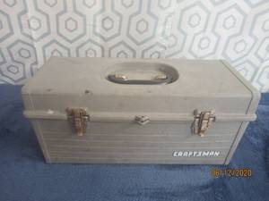 lot 73 image: CRAFTSMAN TOOL BOX WITH CONTENTS