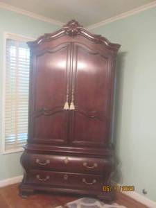 lot 117 image: ARMOIRE WITH INTERIOR STORAGE AND DRAWERS&nbsp42 L X 87 H&nbsp