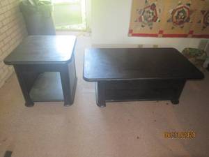 lot 153 image: CONTEMPORARY COFFEE AND SIDE TABLE DUO