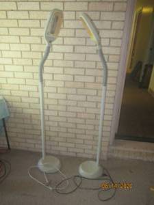 lot 210 image: VERILUX GOOSENECK LAMP DUO