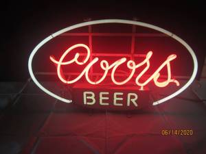 lot 224 image: COORS BEER NEON SIGN