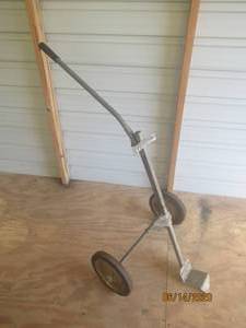 lot 281 image: VINTAGE MCM ALUMINUM GOLF CADDY