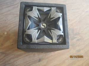 lot 292 image: KICKER SUB WOOFER IN PRO OX WITH AMP